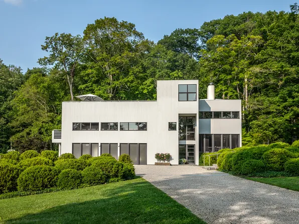 23 Mauwee Brook Road, Kent, CT 06757