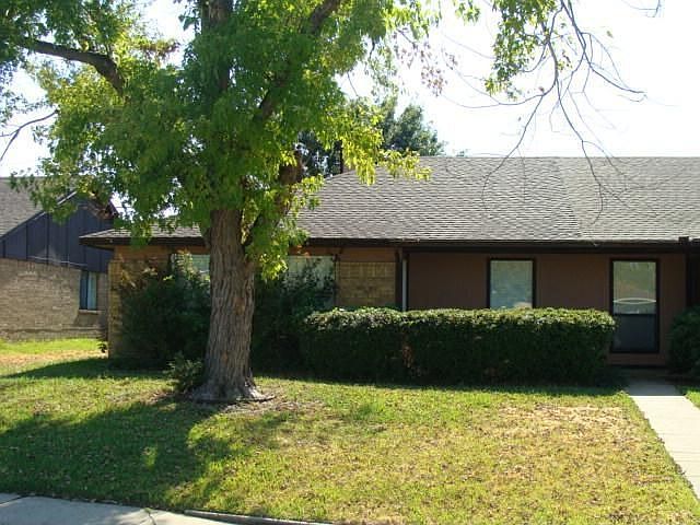 1st image of 306 E Amberway Ln
