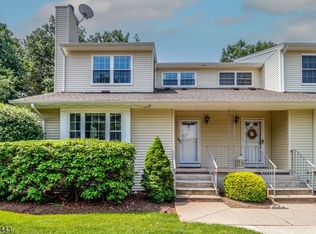 50 Freemont Ct, Somerset, NJ 08873