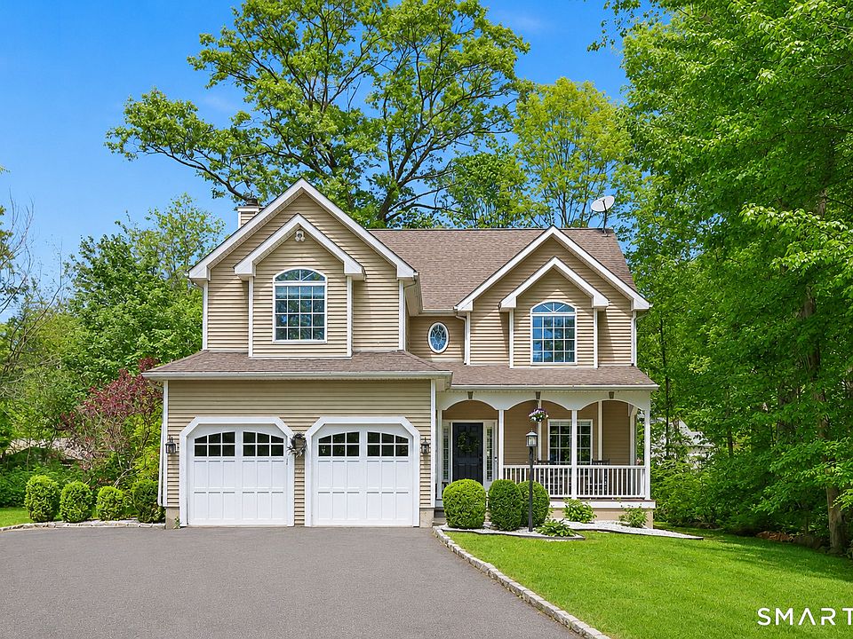 1st image of 32 Juhasz Road
