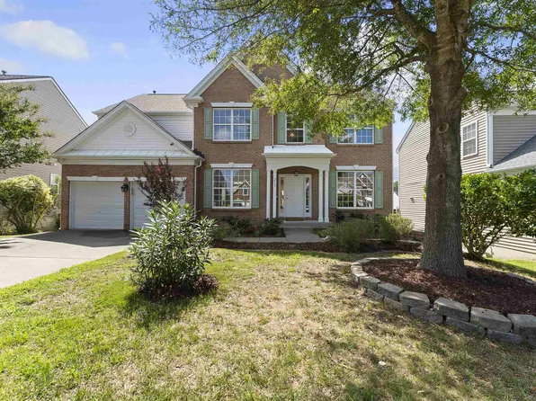 213 Kurtner Ct, Morrisville, NC 27560