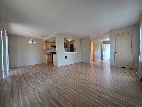 5th image of 3506 I St NE #101 & 102
