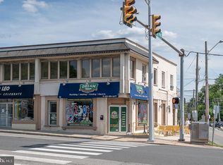 1 S Valley Rd APT 202, Paoli, PA 19301