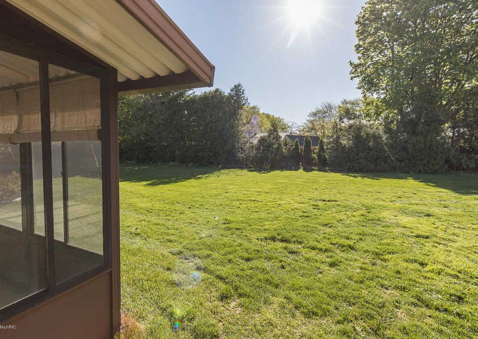 1st image of 7344 Pinegrove Dr #1