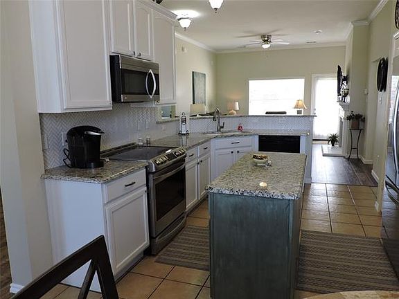 2nd image of 9804 Garden Ct