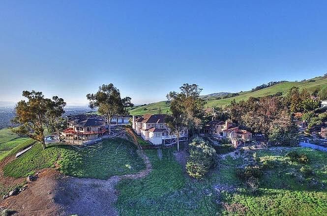 1st image of 3864 Suncrest Ave