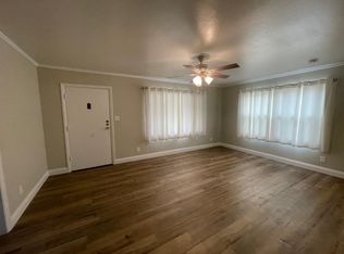 980 Hillcrest Rd #B, Hollister, CA 95023