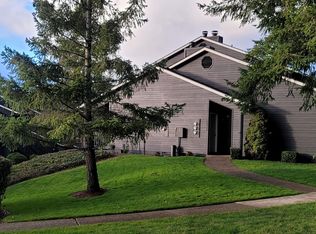 9380 SW 146th Ter APT 2, Beaverton, OR 97007