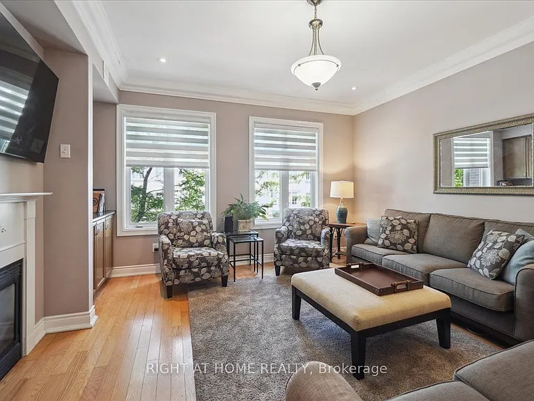 99 Brant St #7 — Photo 4