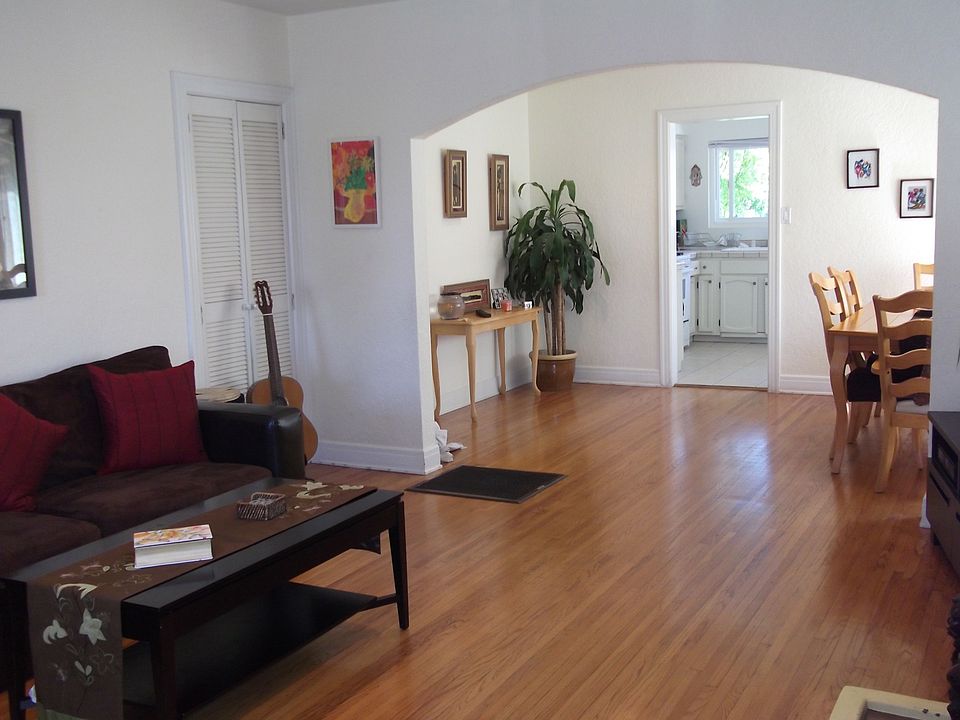 2nd image of 1720 S Genesee Ave