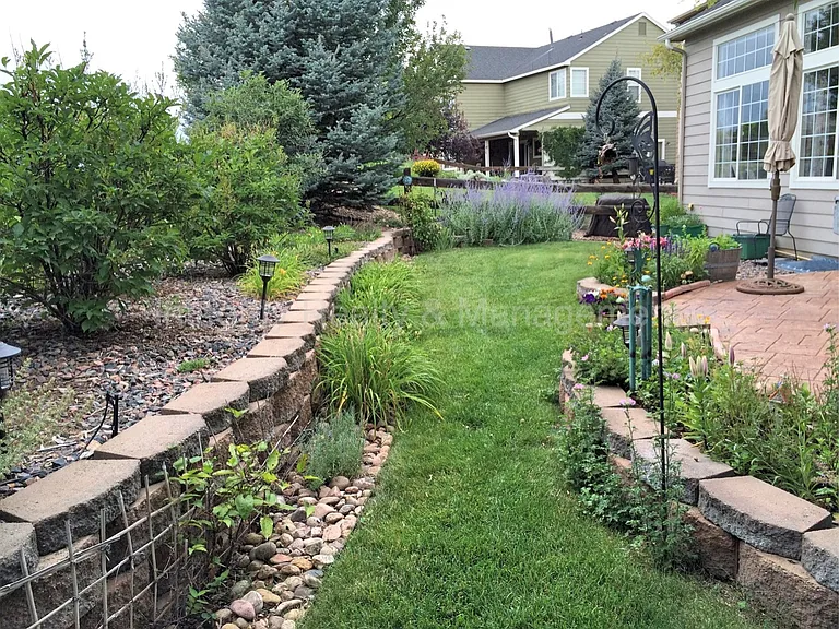 10088 Darwin Ln — Photo 23