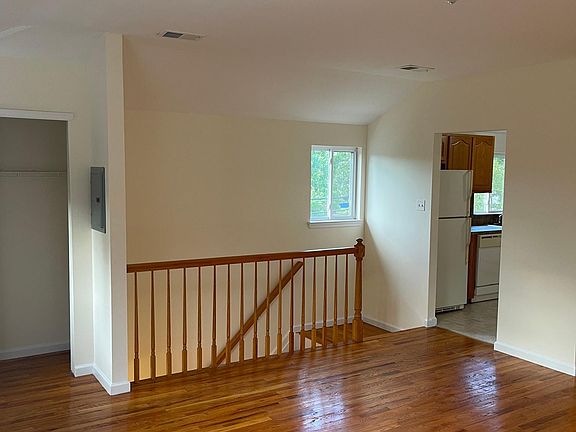 2nd image of 126 Graham Ave