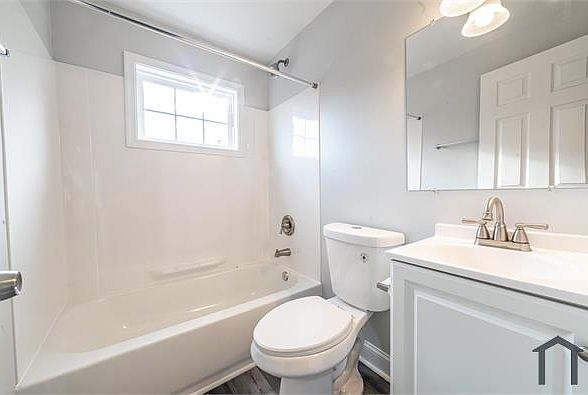 1st image of 1514 Barkley Ave