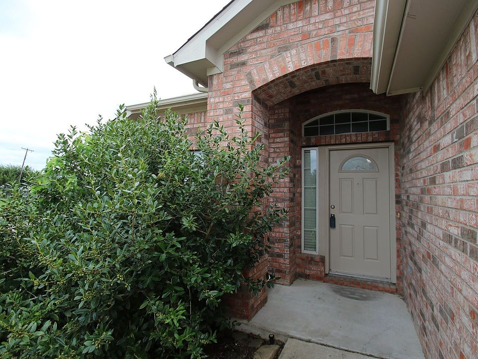 1st image of 1500 Haynie Bnd