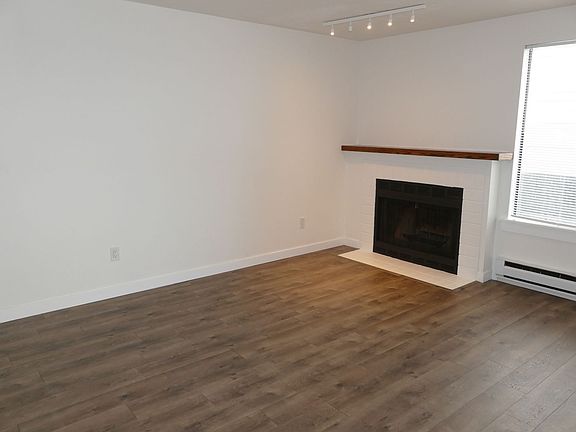 3rd image of 1742 NW 56th St APT 202