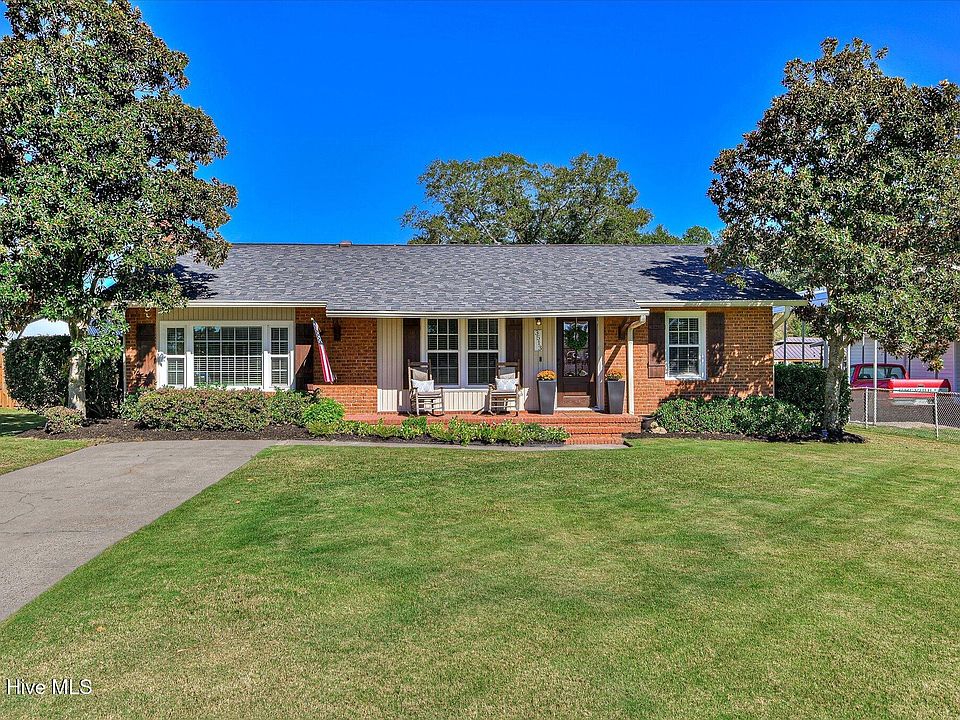 1st image of 3513 Stardust Drive