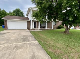 5821 Conservation Ct, Fayetteville, NC 28314