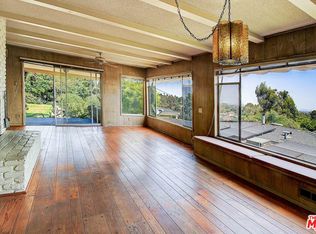 9837 Kincardine Ave, Los Angeles, CA 90034