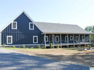 1400 Horseshoe Bend Rd, Scottsboro, AL 35769