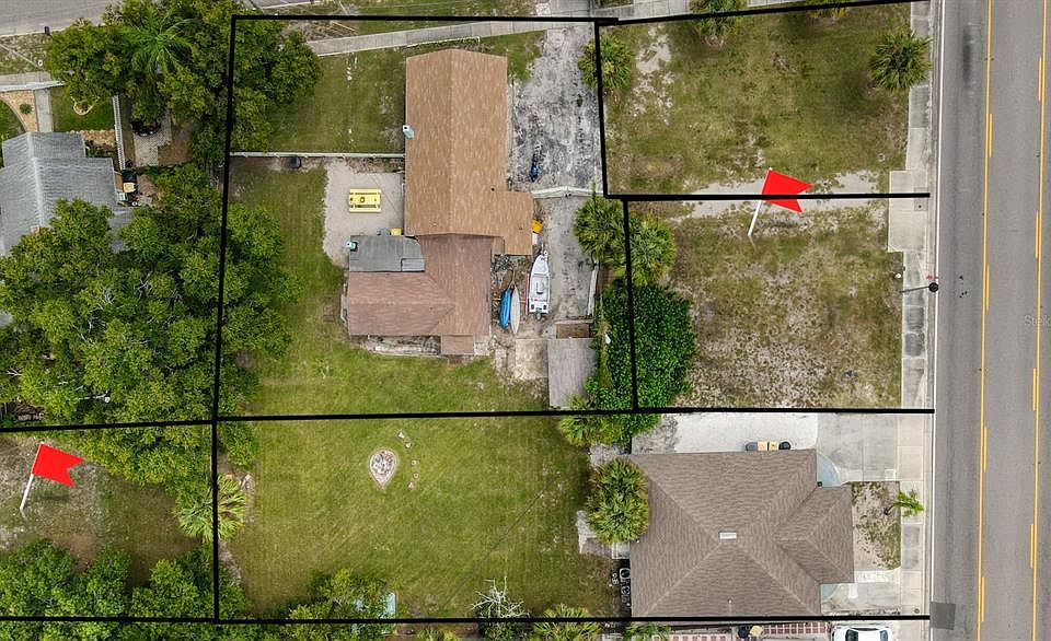 1st image of 502 Palm Bluff St
