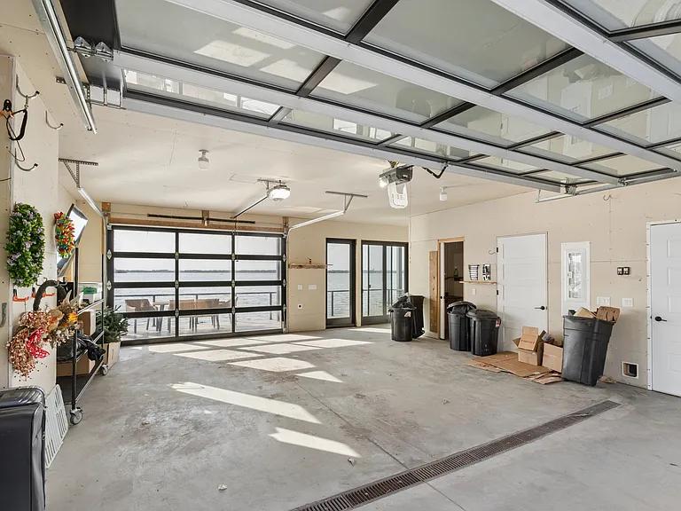 2721 S Lakeview Dr #1 — Photo 50