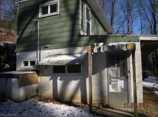 3166 1st St, Carrollton, OH 44615