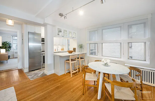 Sold by Christie's International Real Estate Group, LLC | media 3