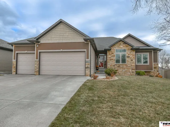 1414 N 95th St, Lincoln, NE 68505