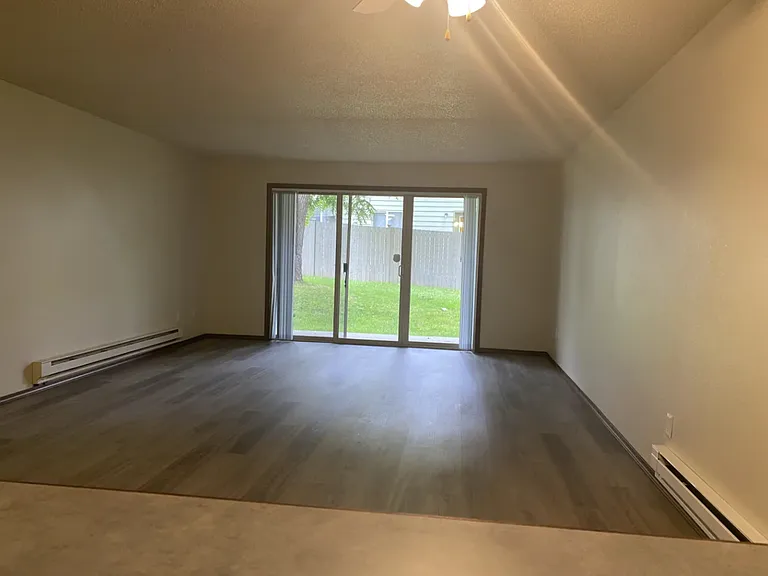 Dorn Apartments — Photo 7