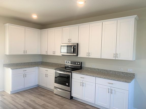 4th image of 29 Snowy Plover Ln