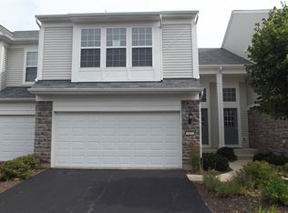 1475 Crimson Ln, Yorkville, IL 60560
