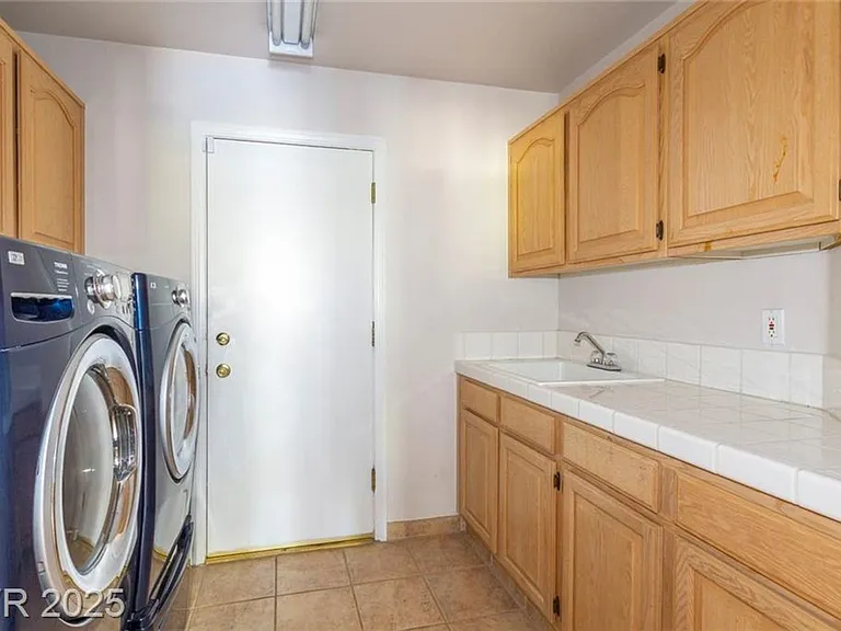 2121 Whitebirch Ln — Photo 21