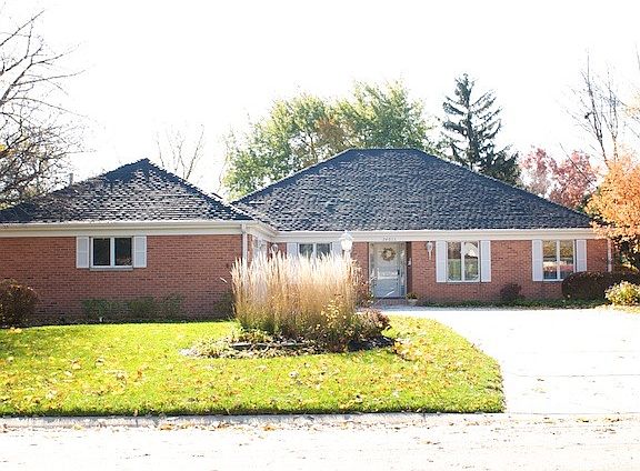 2nd image of 24017 W Newkirk Dr