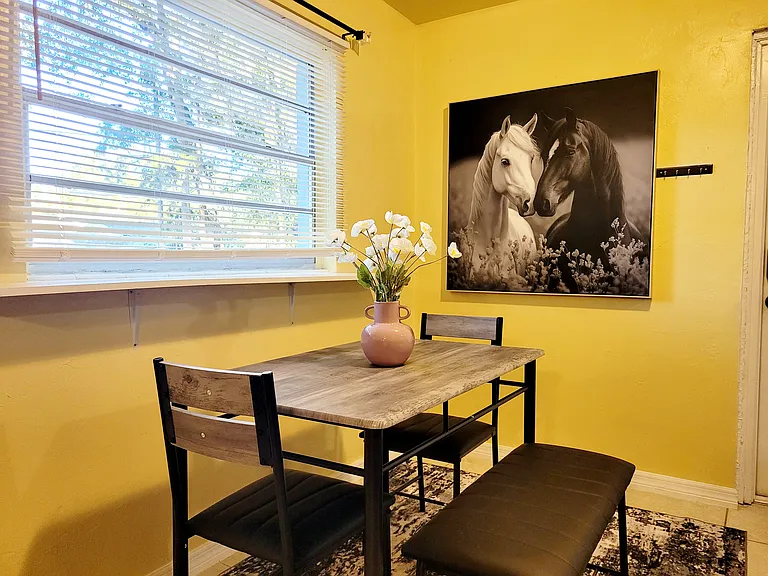 2015 NW 35th Ave — Photo 9