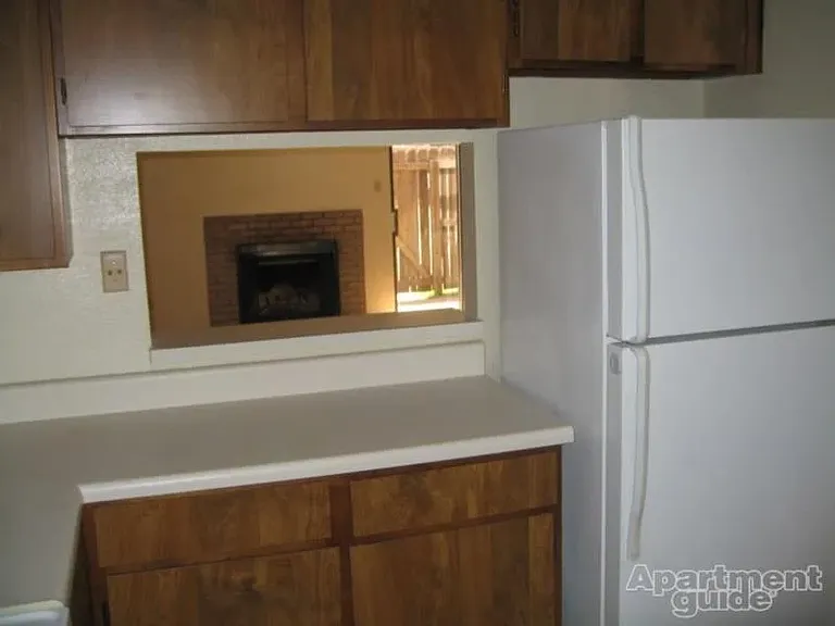 Highland Townhomes — Photo 11