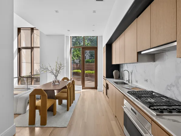 215 East 19th Street image 1 of 11