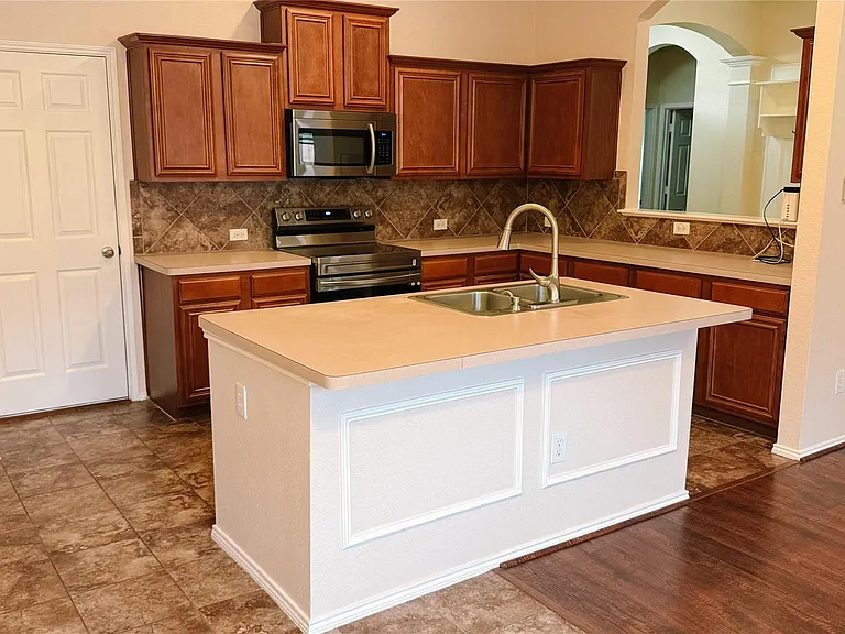 4308 Summer Star Ln — Photo 8
