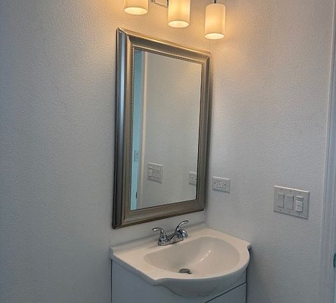 4th image of 24265 Sunnymead Blvd
