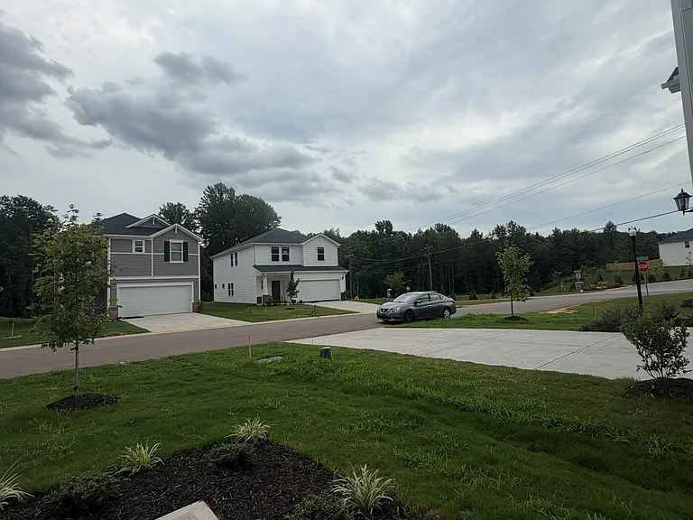 Upland Water Ct — Photo 3