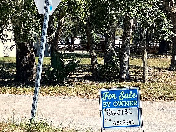 2nd image of 625 Charles Osborne Rd