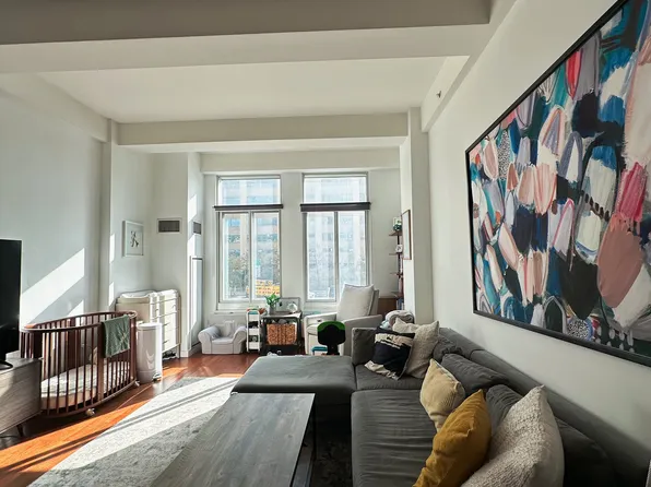 85 Adams Street image 3 of 12