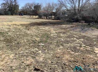 1612 N Pontiac Dr, Roswell, NM 88201