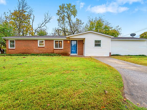 2nd image of 3600 Mallard Dr
