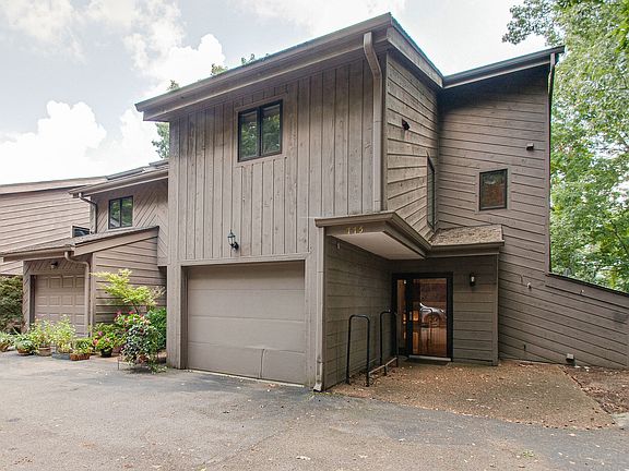 2nd image of 775 Harpeth Trace Dr