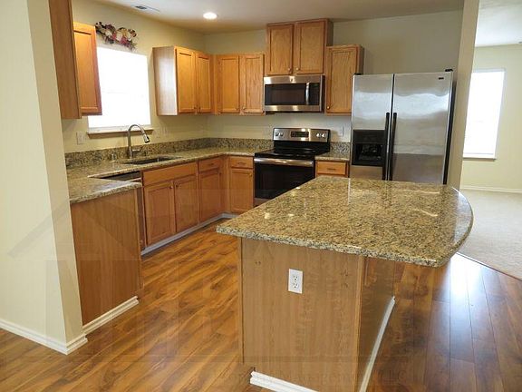 5th image of 7904 147th St E