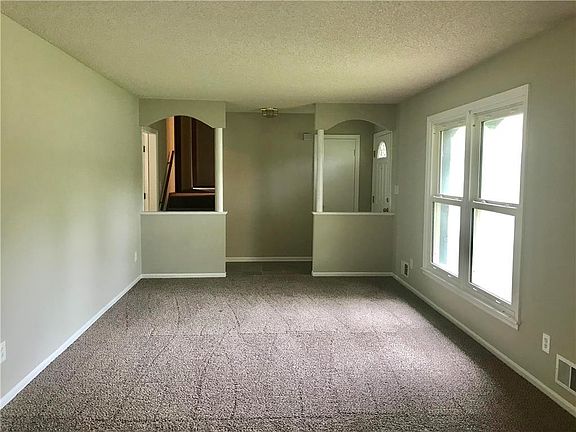 4th image of 8913 Kentucky Ave