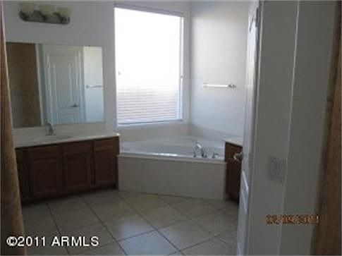 5th image of 8203 S 34th Ln