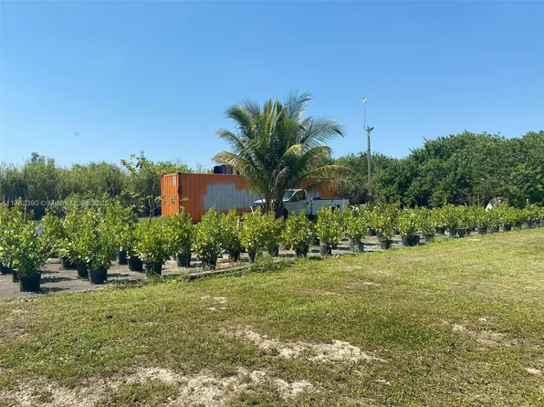 20701 SW 136th St, Miami, FL 33196