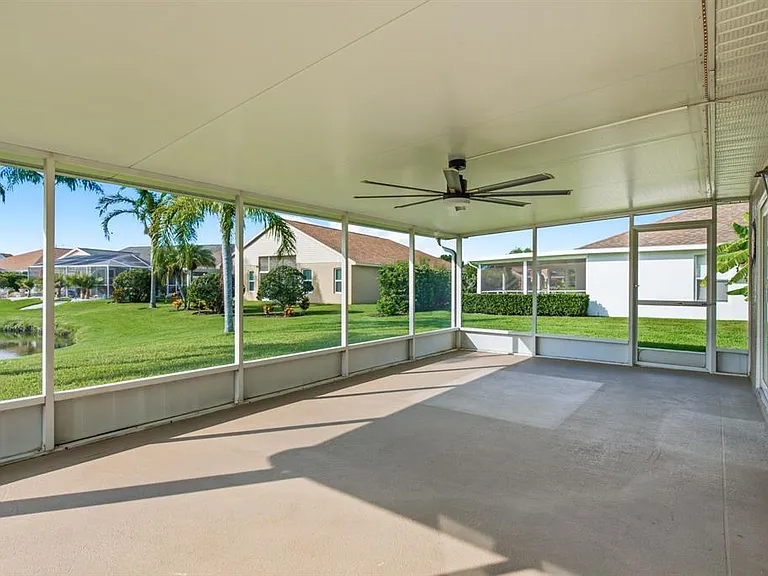 349 Fountainview Cir — Photo 28