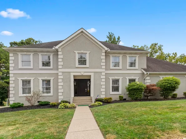 580 Highland Dr, Huntington, WV 25705